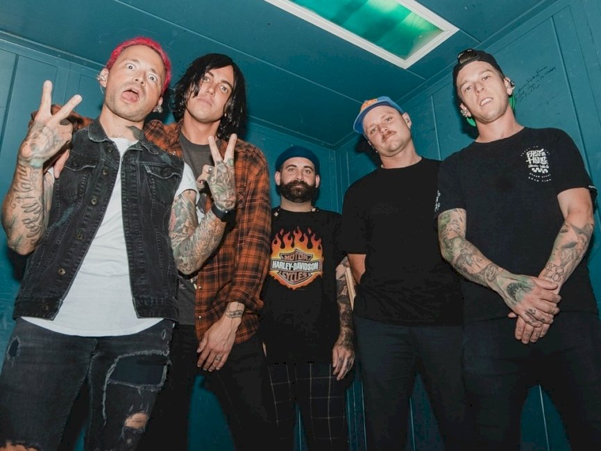 Sleeping With Sirens