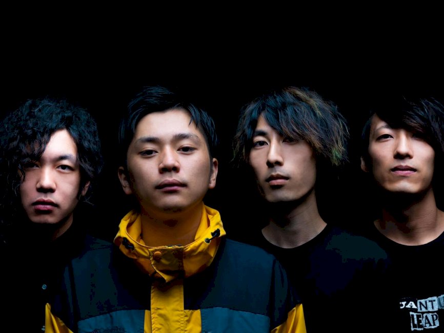 Earthists.
