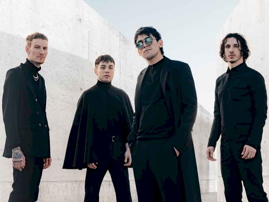 Crown The Empire